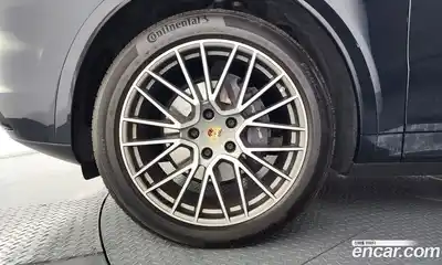 Porsche Cayenne 2023 3.0 гидро в Москве № 1006016, миниатюра 5