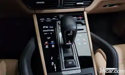 Porsche Cayenne 2023 3.0 гидро в Москве № 1006016, миниатюра 9