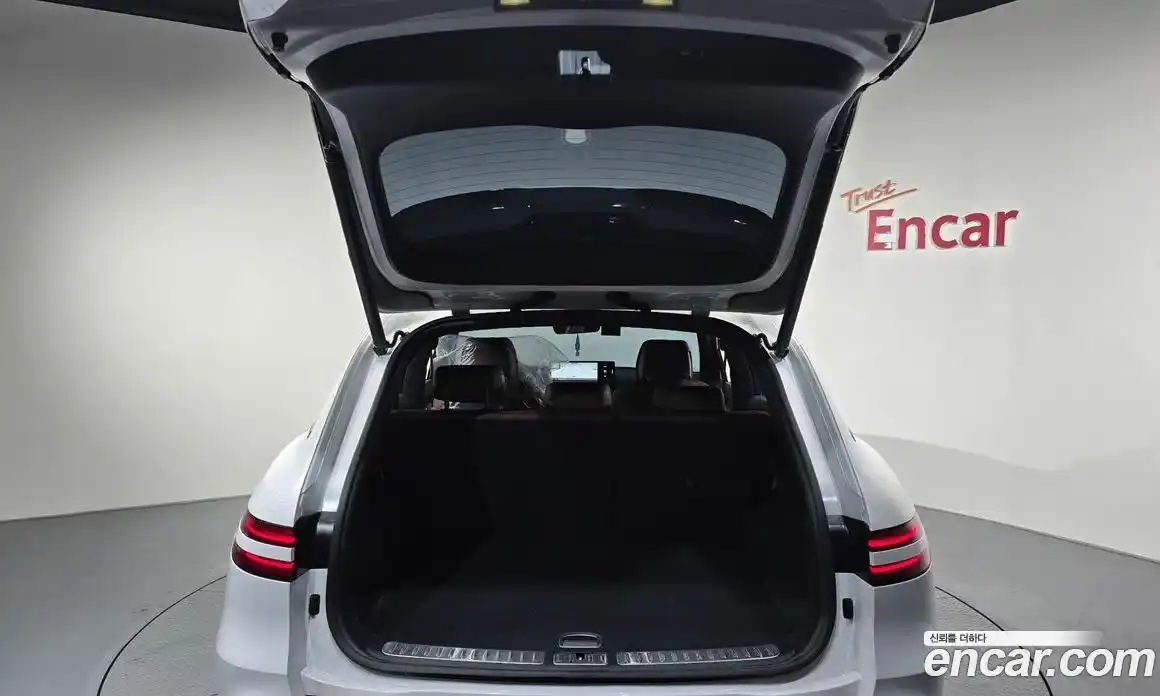 Genesis GV70 2023 2.5 Автомат в Москве № 1009983, фото 19