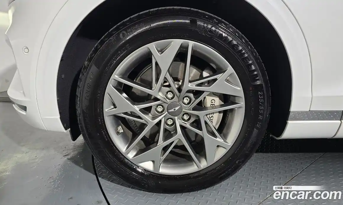 Genesis GV70 2023 2.5 Автомат в Москве № 1009983, фото 4