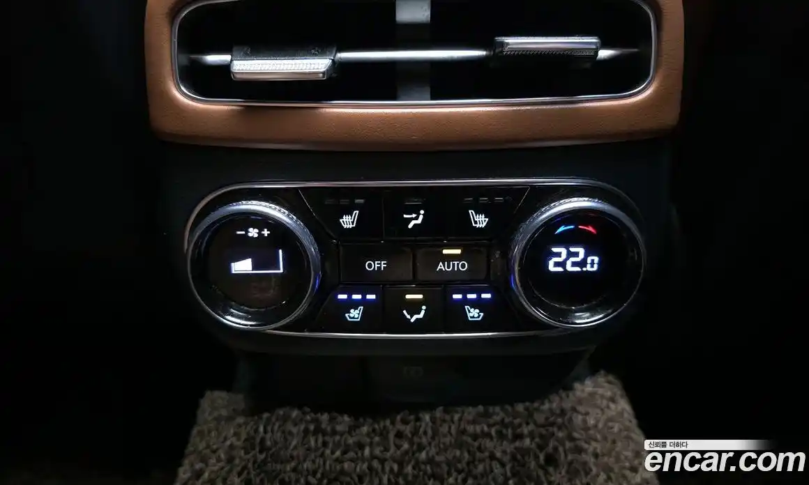 Genesis GV70 2022 2.5 Автомат в Москве № 1010131, фото 19