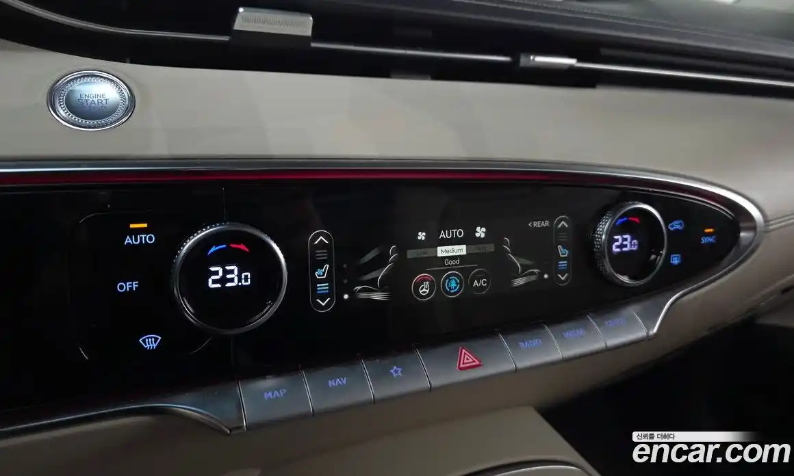 Genesis GV70 2021 2.2 Автомат в Москве № 1010141, фото 17