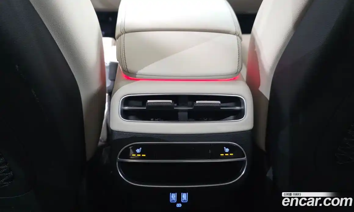 Genesis GV70 2021 2.2 Автомат в Москве № 1010141, фото 18