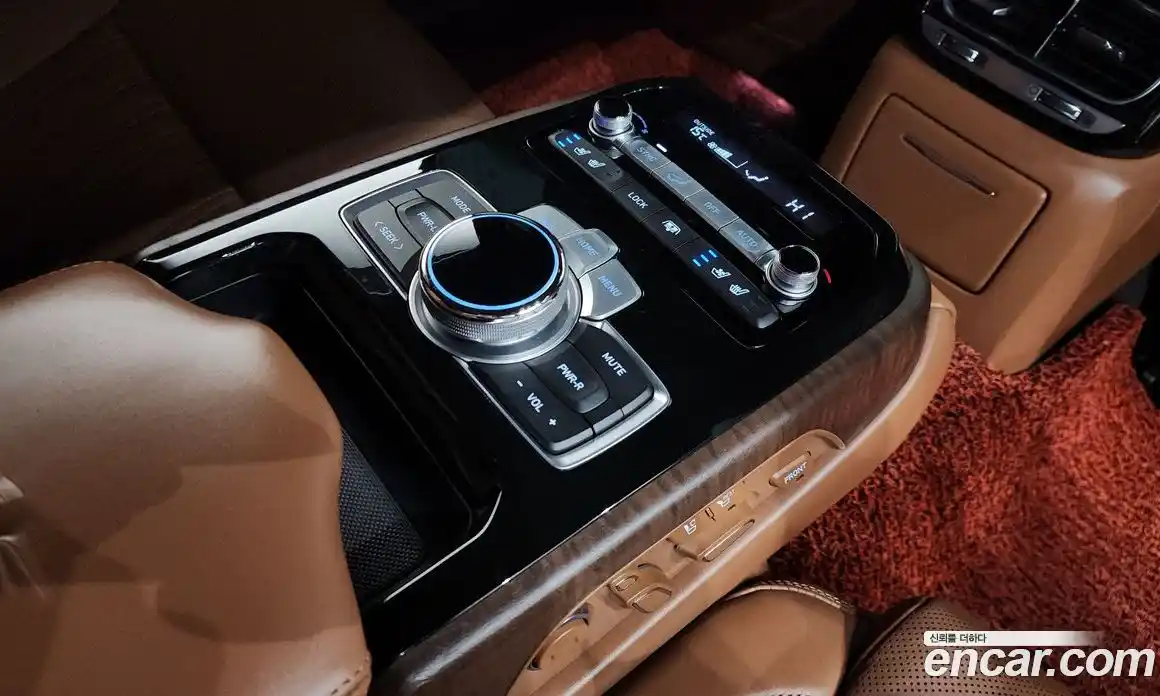 Genesis G90 2021 5.0 Автомат в Москве № 1010181, фото 18