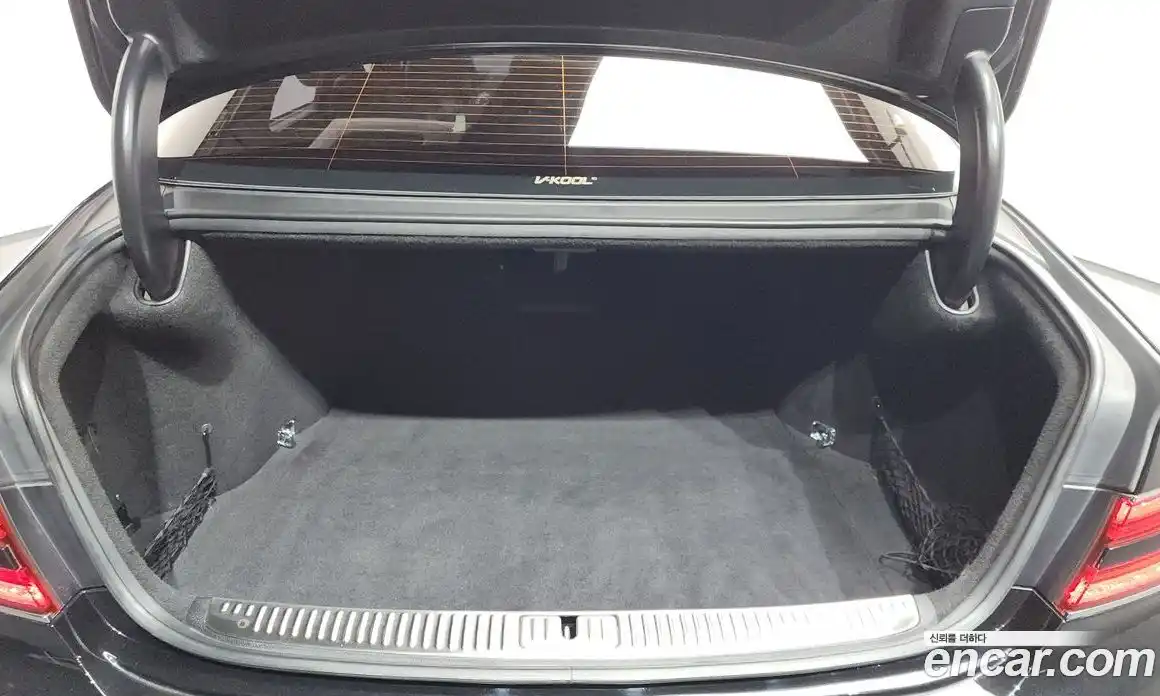 Genesis G90 2021 5.0 Автомат в Москве № 1010181, фото 20