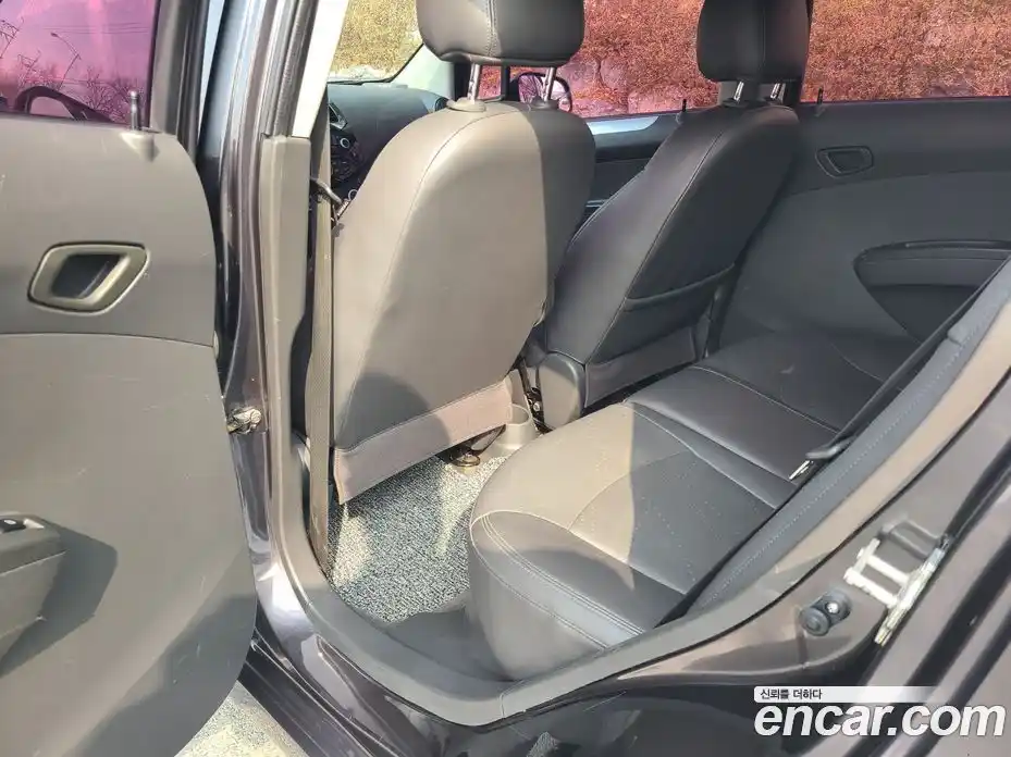 Chevrolet Spark 2015 1.0 Автомат в Москве № 1012632, фото 13