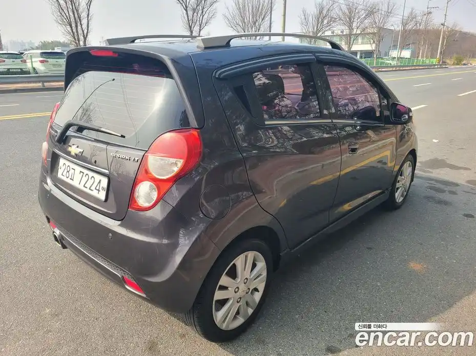 Chevrolet Spark 2015 1.0 Автомат в Москве № 1012632, фото 8
