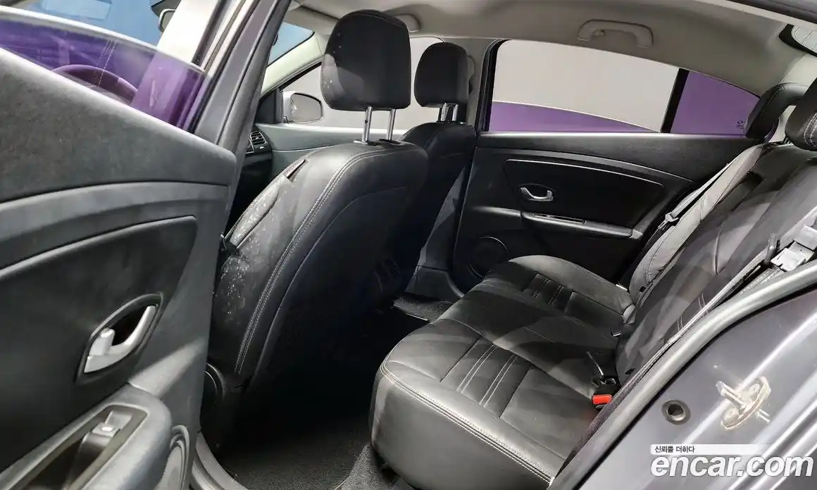 Renault SM3 2015 1.6 гидро в Москве № 1013291, фото 13