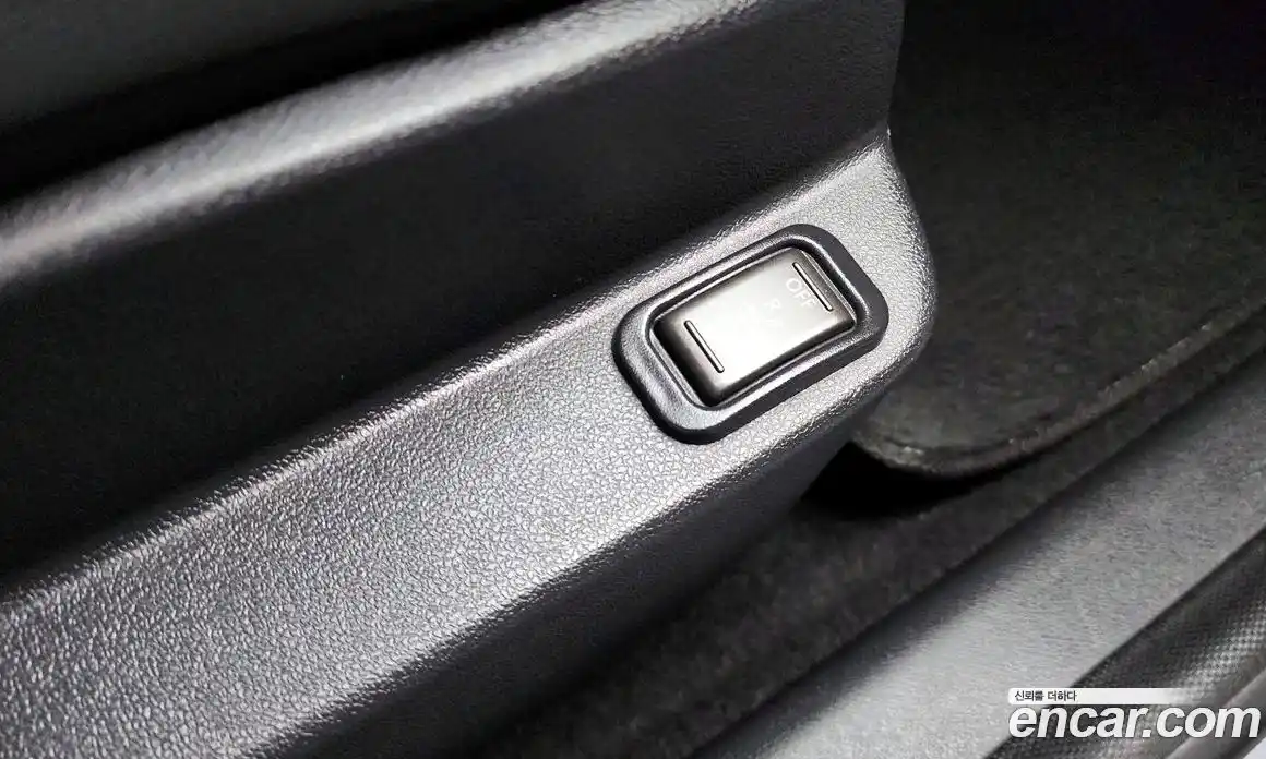 Renault SM3 2015 1.6 гидро в Москве № 1013291, фото 17