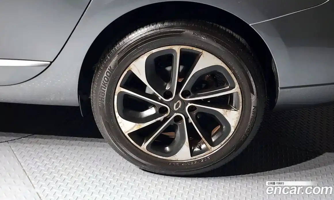 Renault SM3 2015 1.6 гидро в Москве № 1013291, фото 5