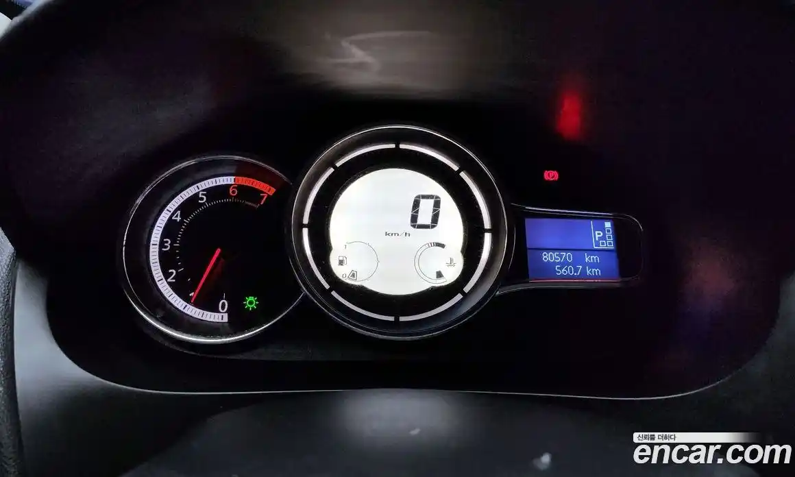 Renault SM3 2015 1.6 гидро в Москве № 1013291, фото 8