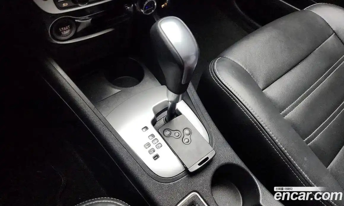 Renault SM3 2015 1.6 гидро в Москве № 1013291, фото 9