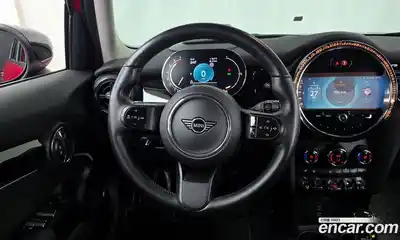 Mini Cooper 2022 2.0 гидро в Москве № 1013863, миниатюра 12
