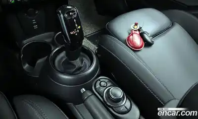 Mini Cooper 2022 2.0 гидро в Москве № 1013863, миниатюра 8