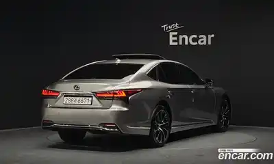 Lexus LS 2023 3.5 гидро в Москве № 1014443, миниатюра 2