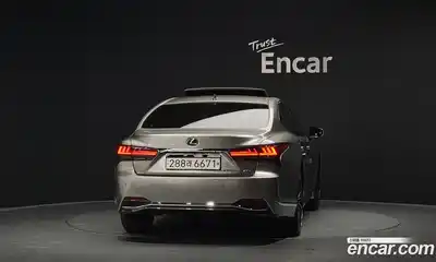 Lexus LS 2023 3.5 гидро в Москве № 1014443, миниатюра 4