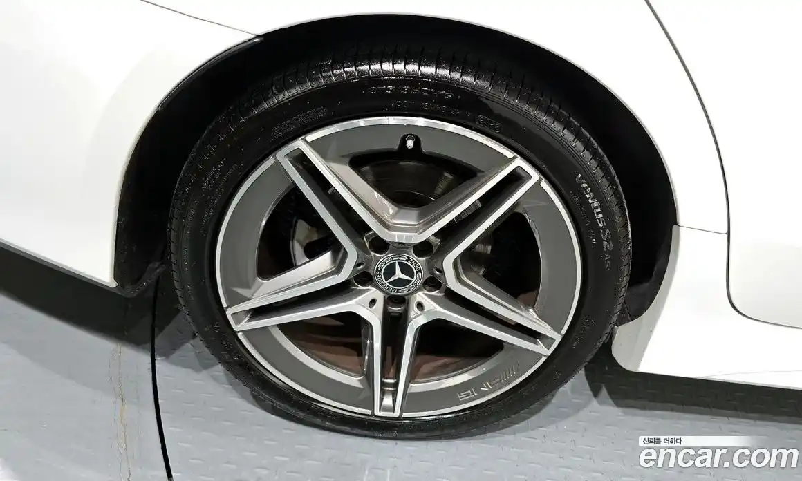 Mercedes-Benz CLS-Class 2019 1.9 гидро в Москве № 140808, фото 5