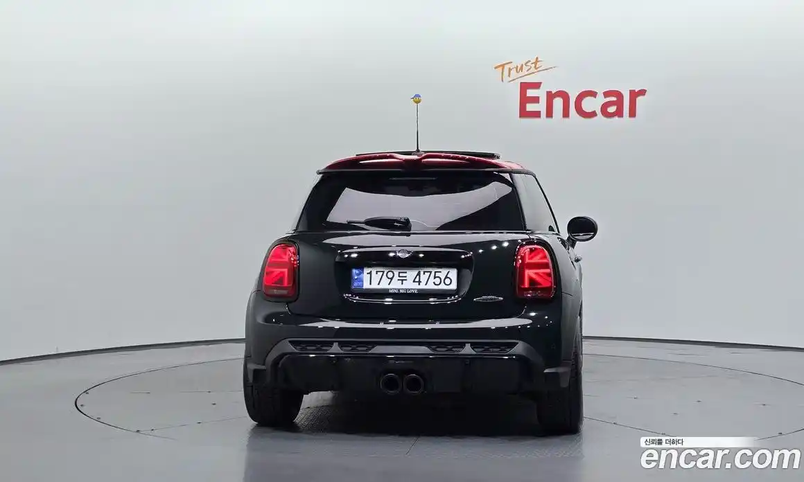 Mini Cooper 2023 2.0 гидро в Москве № 141047, фото 4