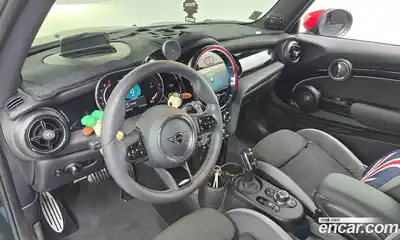 Mini Cooper 2023 2.0 гидро в Москве № 141047, миниатюра 7