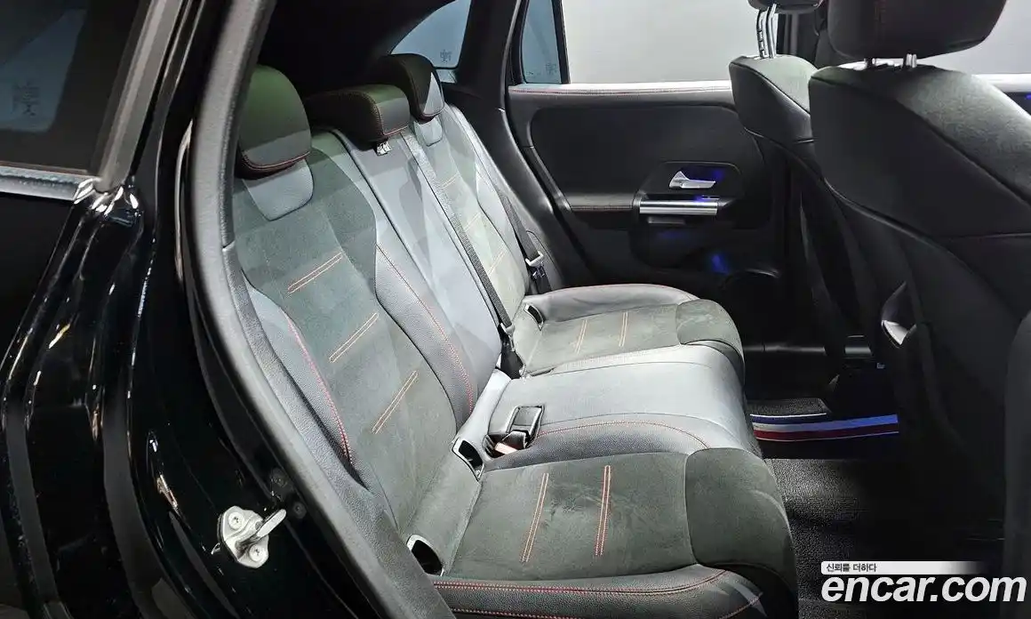 Mercedes-Benz GLA-Class 2020 2.0 гидро в Москве № 143693, фото 12