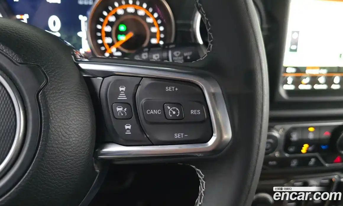 Jeep Wrangler 2023 2.0 гидро в Москве № 150272, фото 18