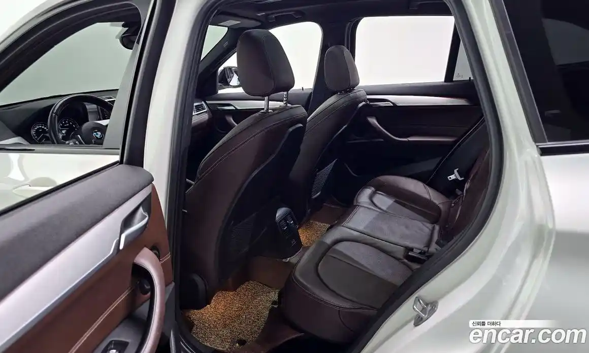 BMW X1 2022 2.0 гидро в Москве № 158241, фото 11