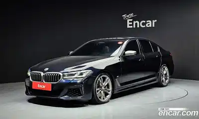 BMW 5-Series, 2022