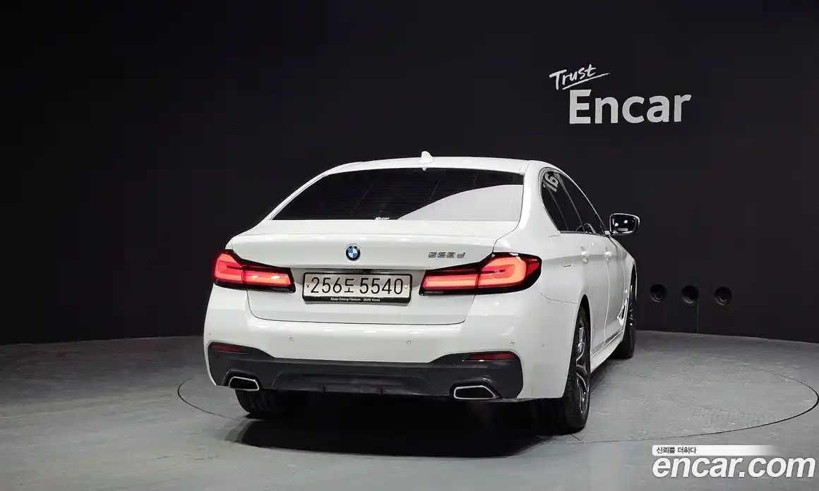 BMW 5-Series 2023 2.0 гидро в Москве, фото 4