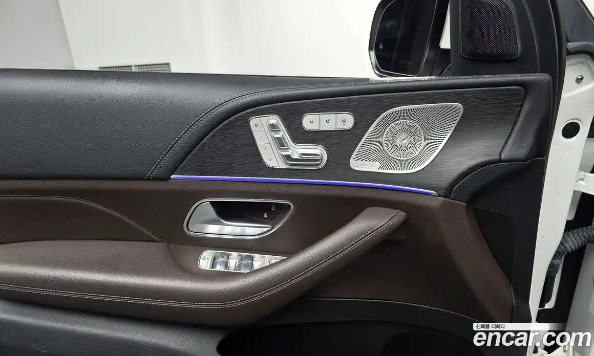 Mercedes-Benz GLE-Class 2023 3.0 гидро в Москве № 161393, фото 17
