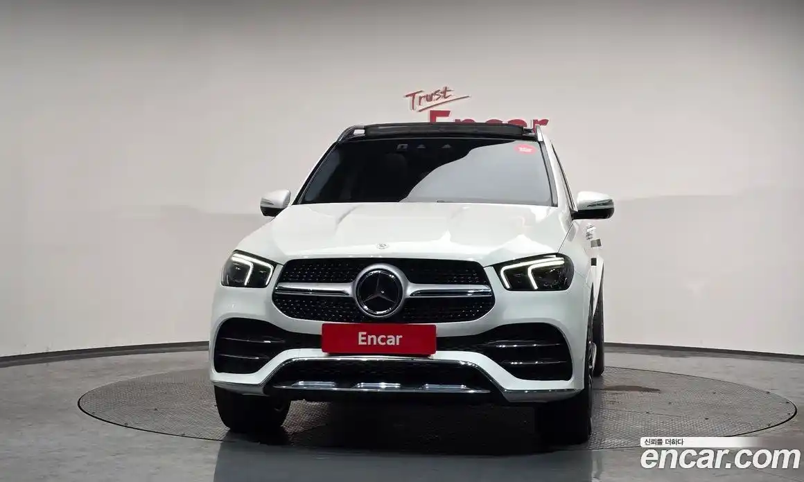 Mercedes-Benz GLE-Class 2023 3.0 гидро в Москве № 161393, фото 3
