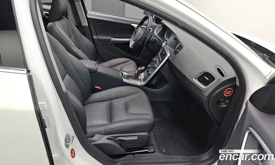 Volvo S60 2014 1.6 гидро в Москве № 164330, фото 13