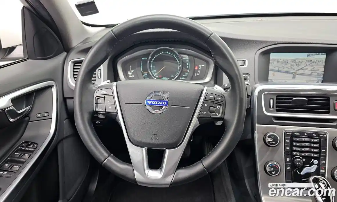 Volvo S60 2014 1.6 гидро в Москве № 164330, фото 16