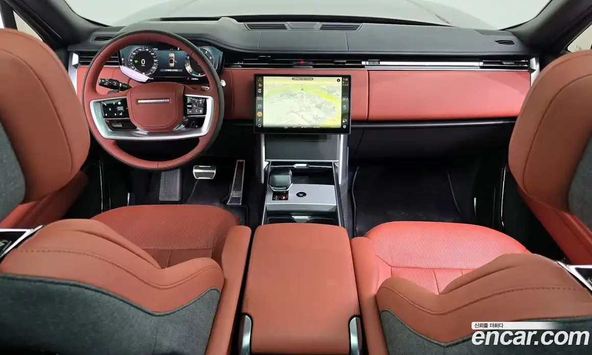 Land Rover Range-Rover 2024 4.4 гидро в Москве № 166021, фото 4
