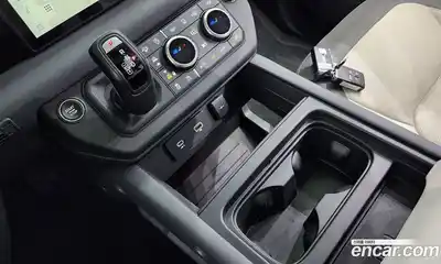 Land Rover Defender 2024 2.0 гидро в Москве № 166095, миниатюра 9