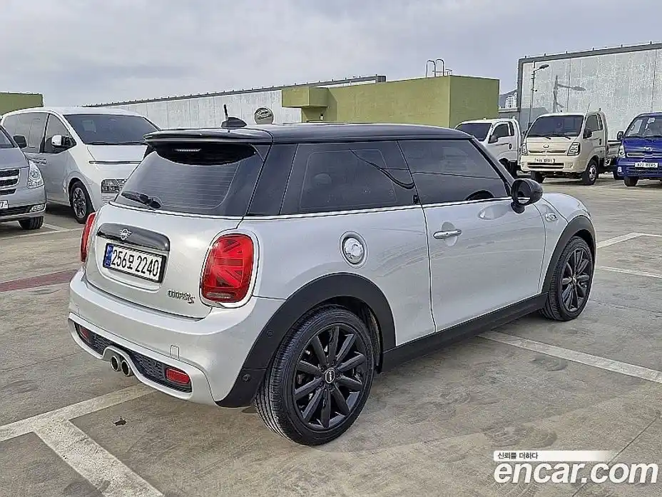Mini Cooper 2019 2.0 гидро в Москве № 167457, фото 5