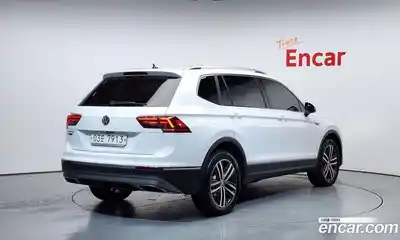 Volkswagen Tiguan 2018 2.0 гидро в Москве № 168594, миниатюра 2