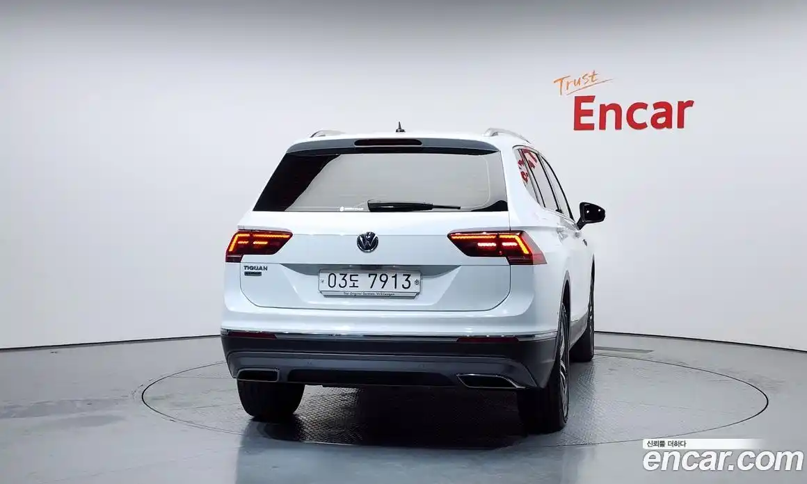 Volkswagen Tiguan 2018 2.0 гидро в Москве № 168594, фото 4