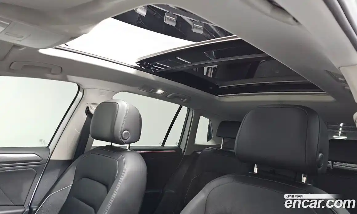 Volkswagen Tiguan 2023 2.0 гидро в Москве № 168797, фото 18
