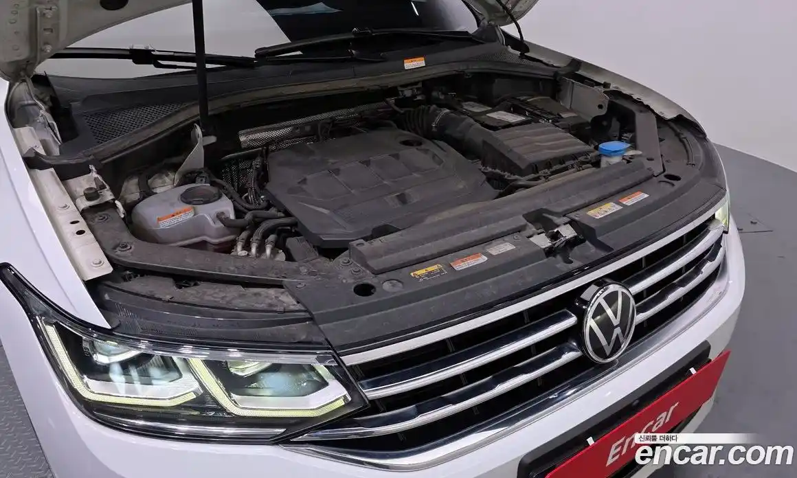 Volkswagen Tiguan 2021 2.0 гидро в Москве № 168922, фото 6