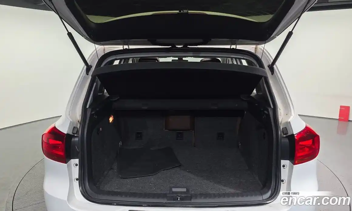 Volkswagen Tiguan 2016 2.0 гидро в Москве № 169098, фото 20