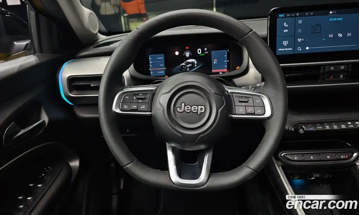 Jeep Avenger 2024 0.1 гидро в Москве № 169324, фото 13