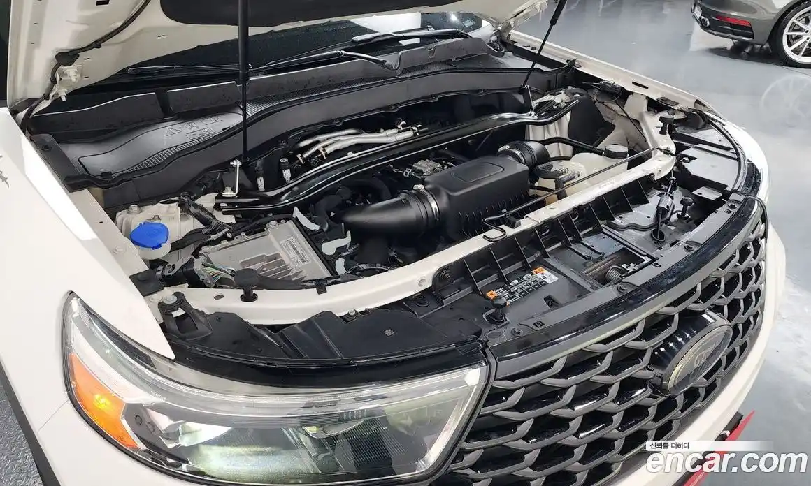 Ford Explorer 2022 3.0 гидро в Москве № 170767, фото 6