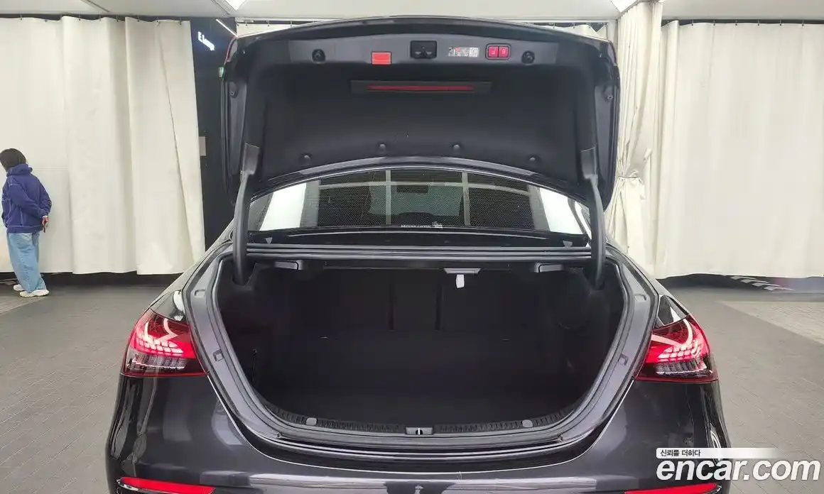 Mercedes-Benz E-Class 2022 2.0 гидро в Москве № 176635, фото 20
