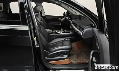 Audi Q7 2019 2.0 гидро в Москве № 183375, миниатюра 11