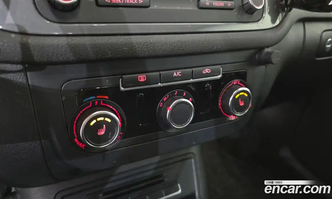 Volkswagen Tiguan 2014 2.0 гидро в Москве № 187296, фото 18