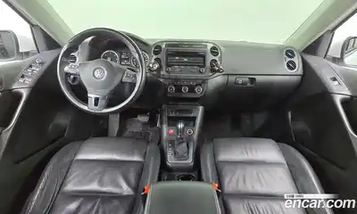 Volkswagen Tiguan 2014 2.0 гидро в Москве № 187296, миниатюра 7