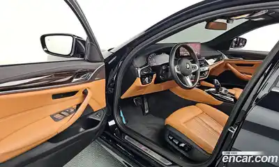 BMW 5-Series 2022 2.0 гидро в Москве № 189615, миниатюра 12