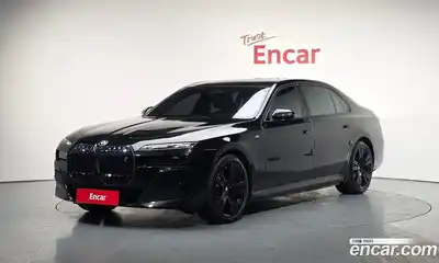 BMW i7, 2024