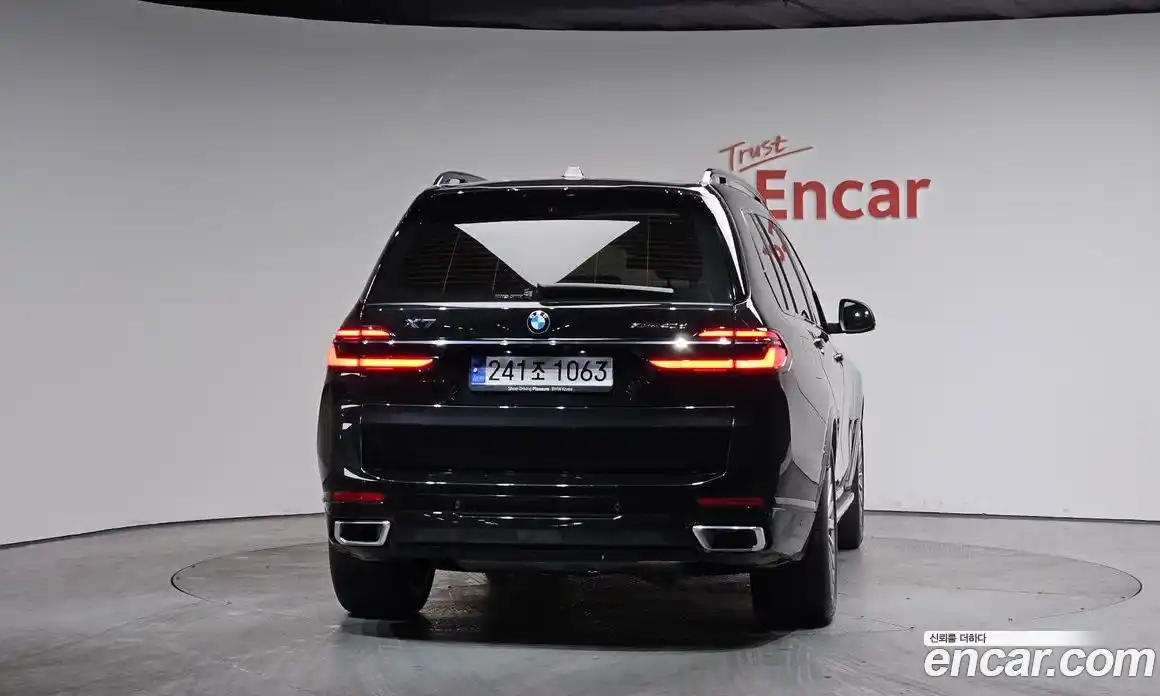BMW X7 2024 3.0 гидро в Москве № 189938, фото 3