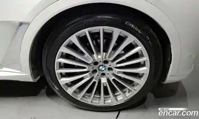BMW X7 2021 3.0 гидро в Москве № 191433, миниатюра 5